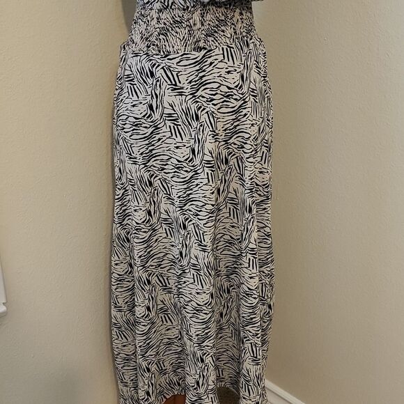 Veronica M zebra print maxi dress xs - Picture 4 of 8